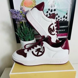 🔔sale .Michael Kors sneakers 😍
